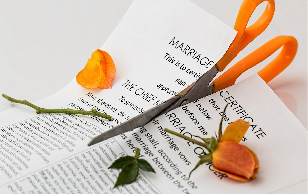Quand on envisage une séparation à l'étranger… Les conseils d'une avocate en droit de la famille.